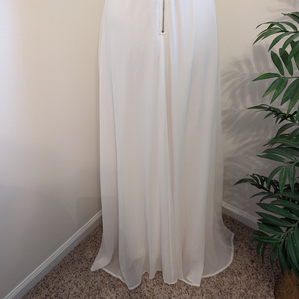 Modern Vintage Boutique Embellished Gown White Gold Medium - Picture 9 of 13